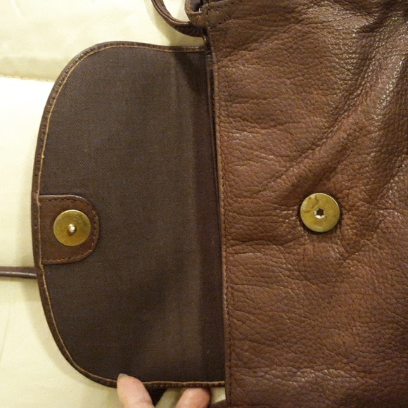 Wilson's Brown Pebble Leather Purse - Picture 6 of 8